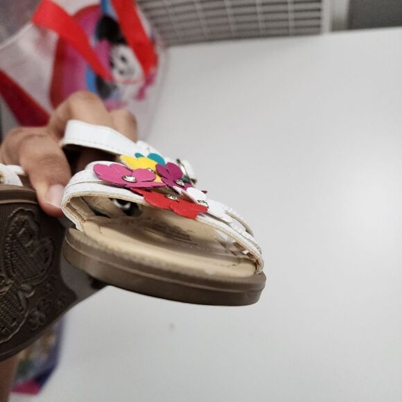 Girls Andrea White & Colorful Flower Floral Sandals Size 10 - Picture 9 of 12